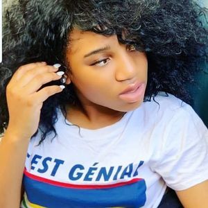 Meet your Posher, Florence